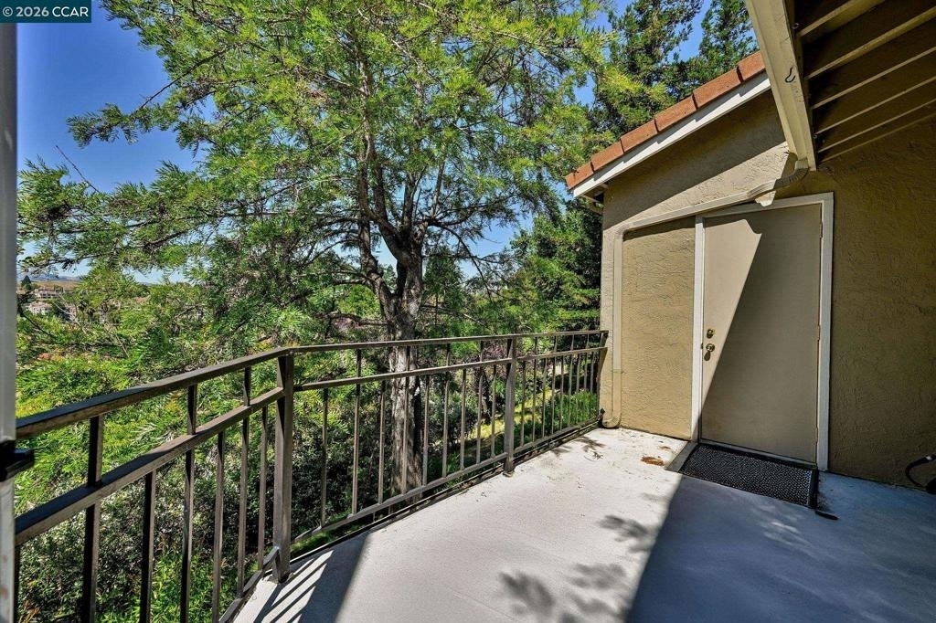 5012 Lakeview Dr. #201 - Photo 8