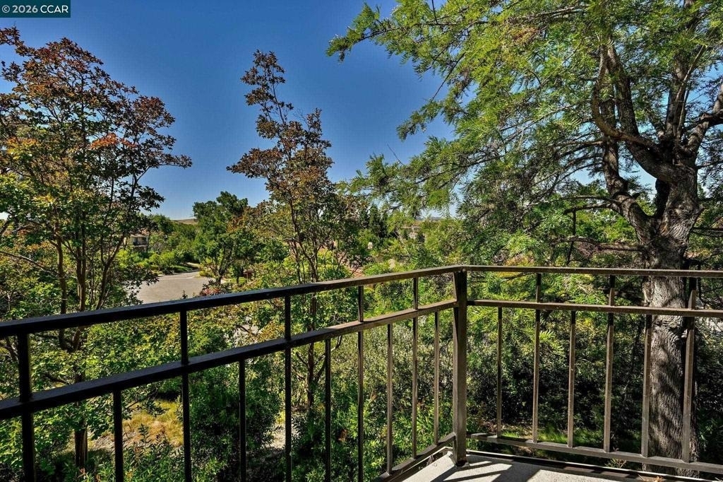 5012 Lakeview Dr. #201 - Photo 9