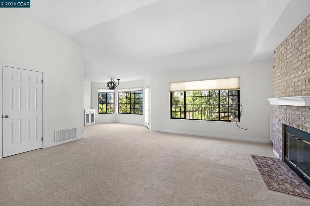 5012 Lakeview Dr. #201 - Photo 3