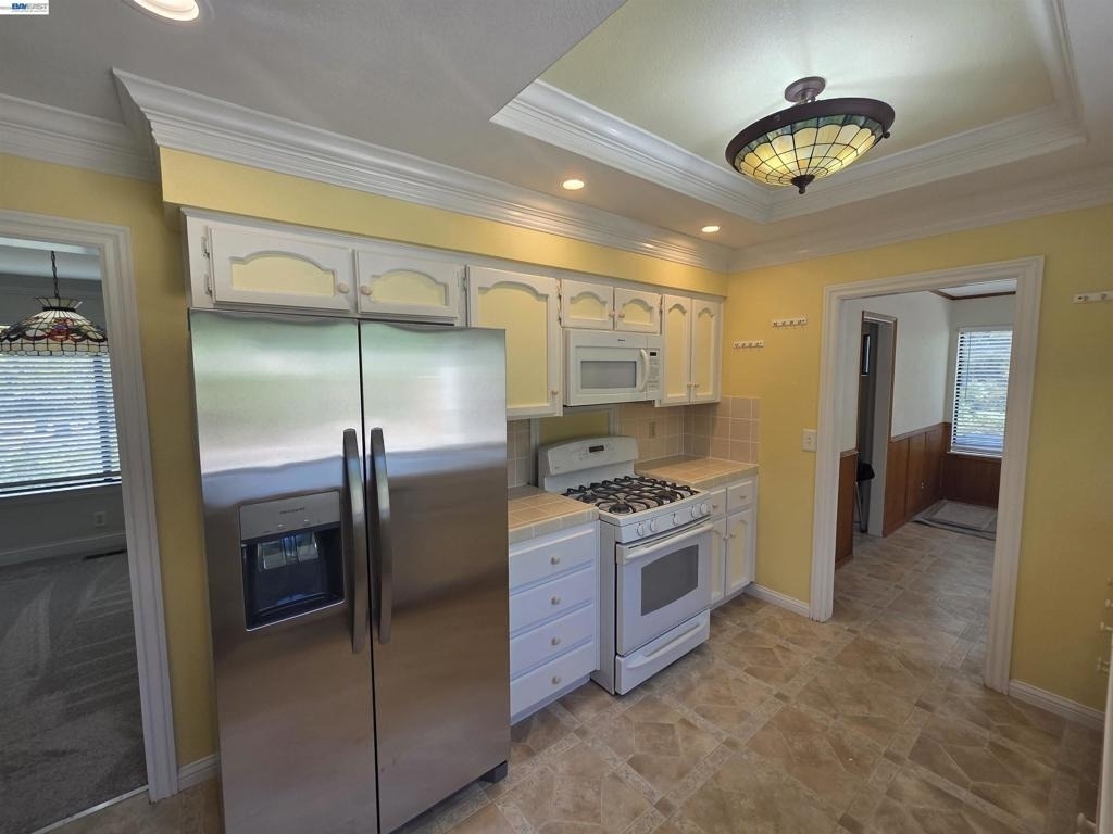 11732 Bloomington Way - Photo 12