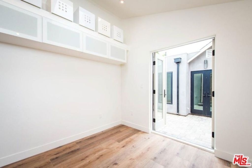 2341 Beach Avenue - Photo 10