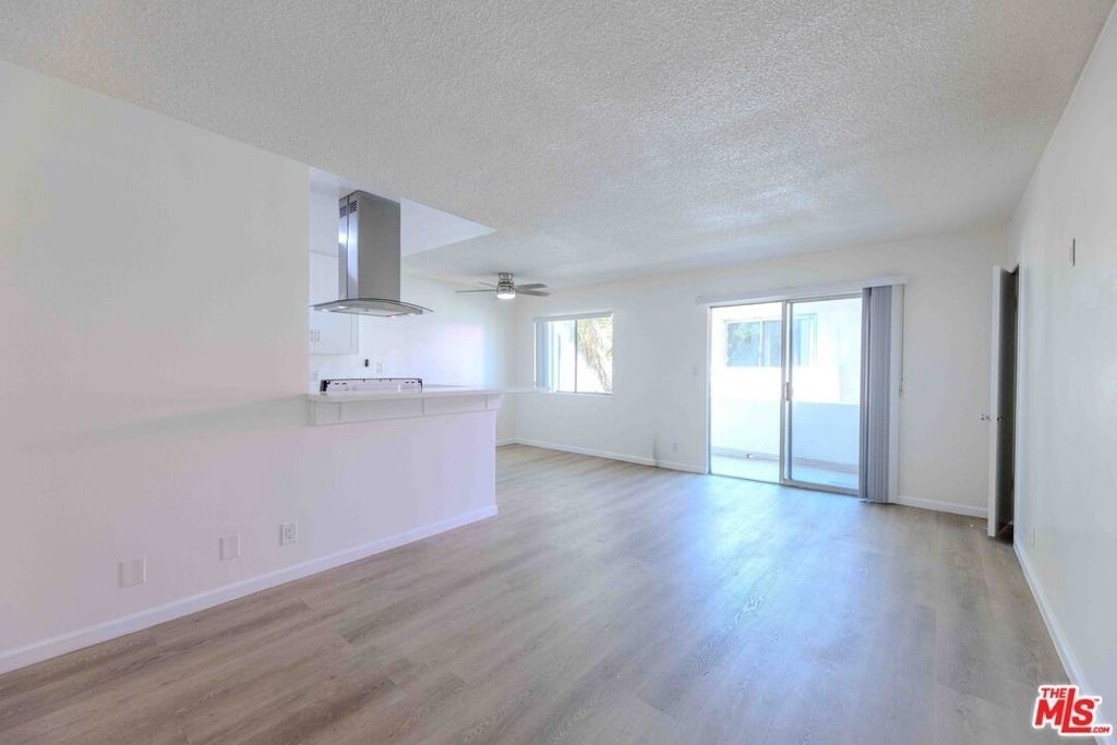 1426 S Orange Grove Avenue - Photo 8