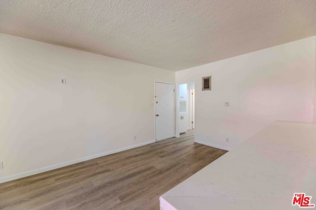 1426 S Orange Grove Avenue - Photo 5