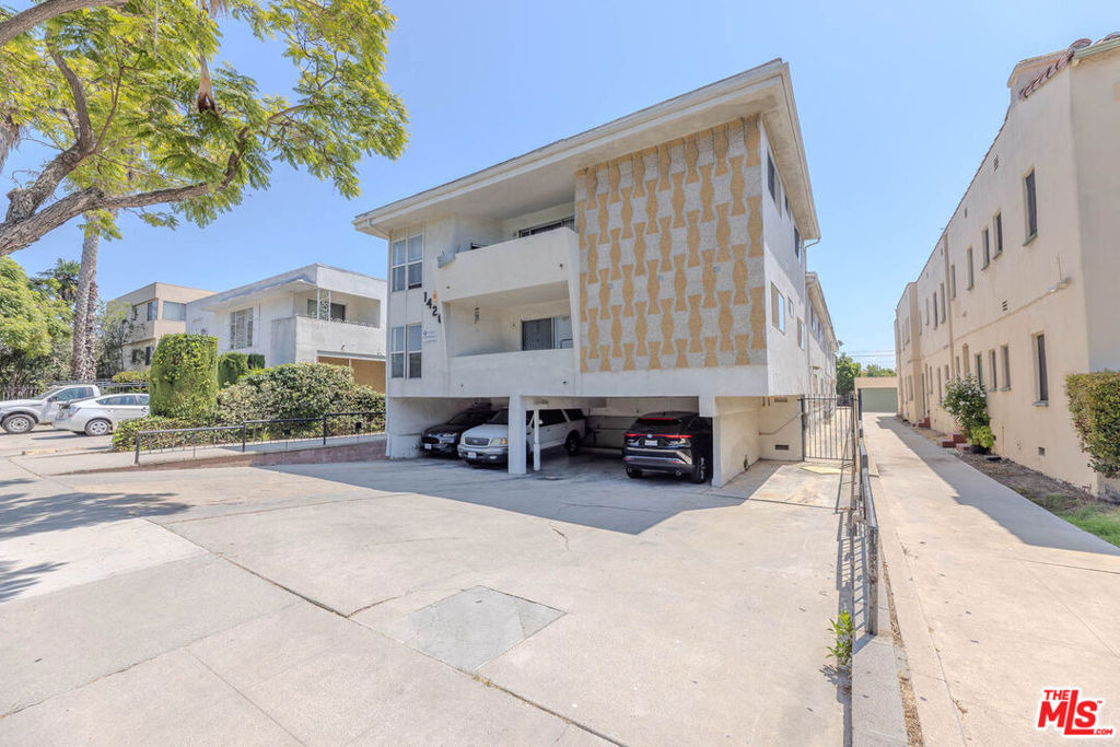 1426 S Orange Grove Avenue - Photo 19