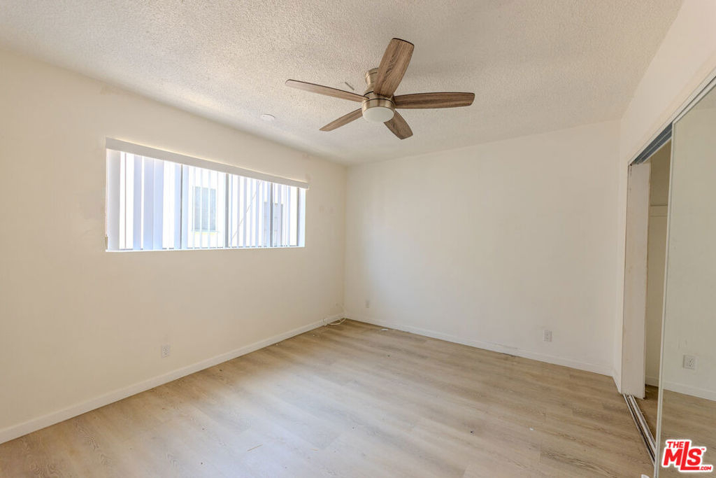 1426 S Orange Grove Avenue - Photo 10
