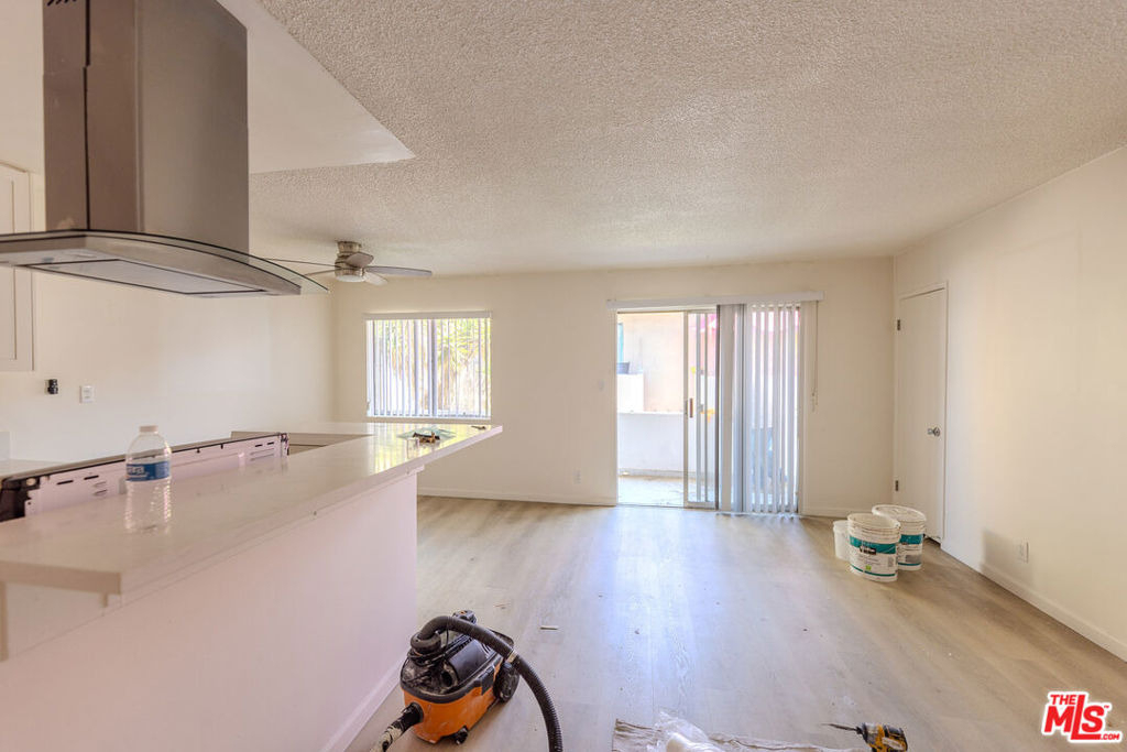 1426 S Orange Grove Avenue - Photo 6