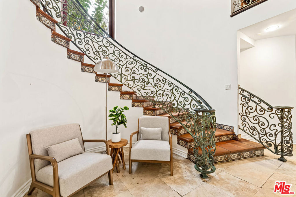 12109 Maxwellton Road - Photo 3