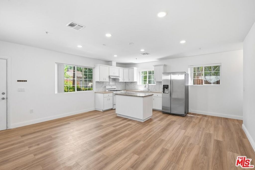 12311 Bradford Place - Photo 7