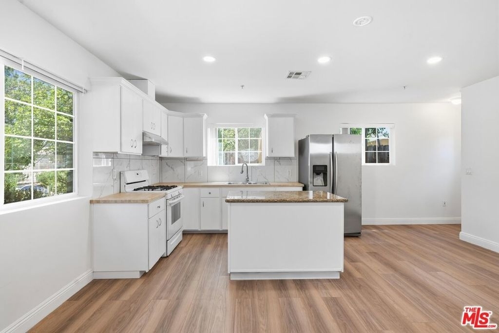 12311 Bradford Place - Photo 8