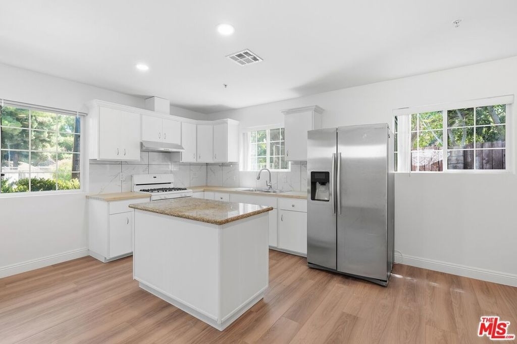 12311 Bradford Place - Photo 9