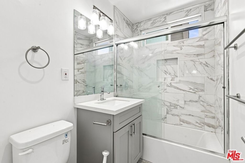 11485 Cumpston Street - Photo 12