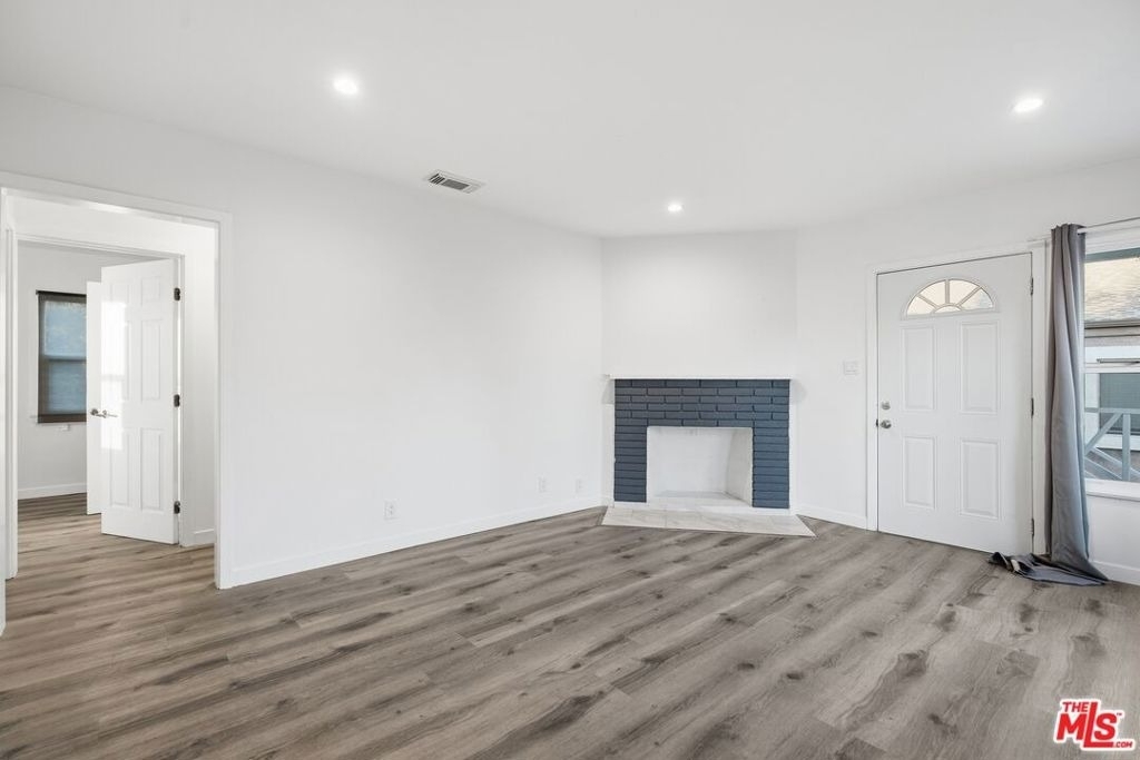 11485 Cumpston Street - Photo 6