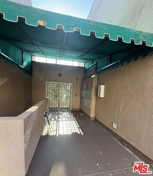 5620 Yolanda Avenue - Photo 1