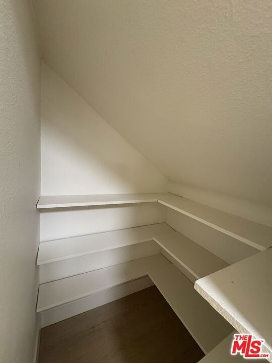 5620 Yolanda Avenue - Photo 10