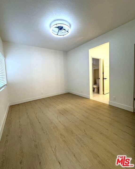 5620 Yolanda Avenue - Photo 12