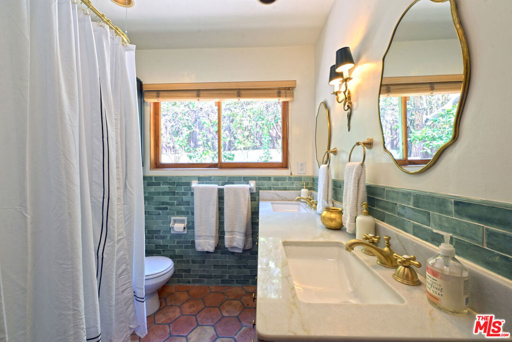6855 Los Altos Place - Photo 24