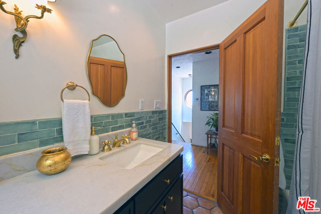 6855 Los Altos Place - Photo 23
