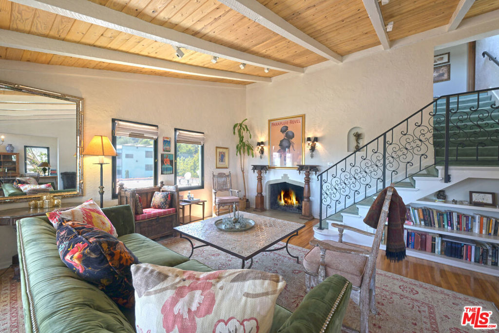 6855 Los Altos Place - Photo 0