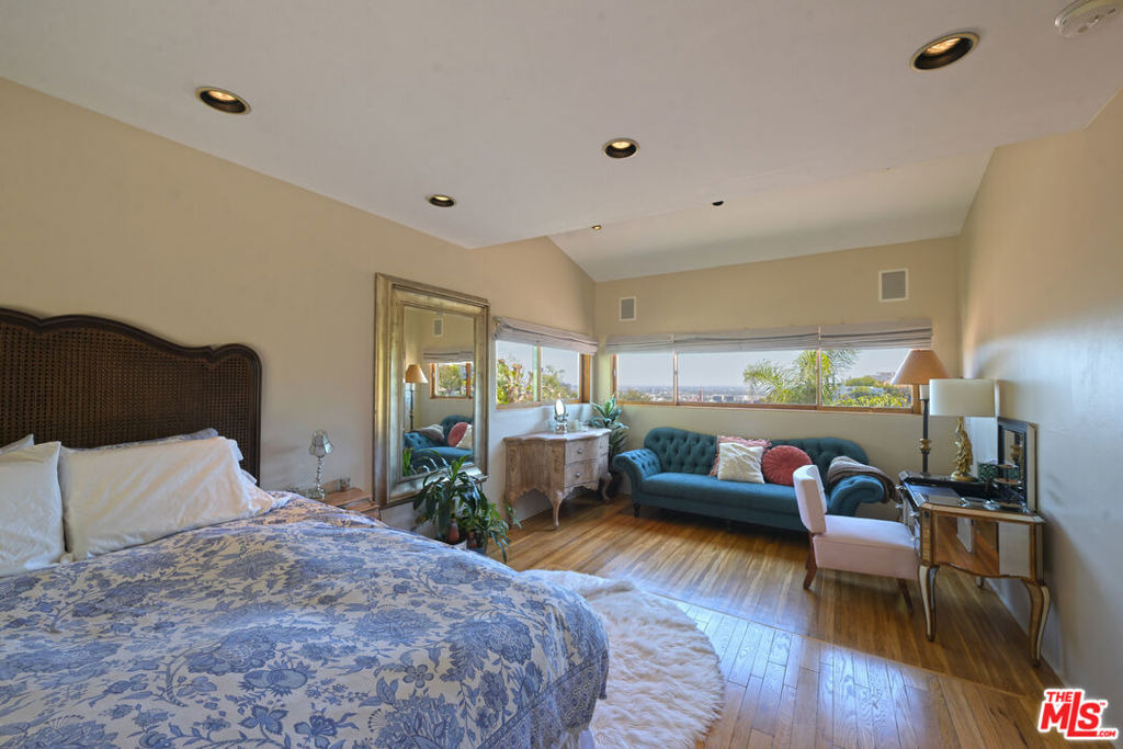 6855 Los Altos Place - Photo 19