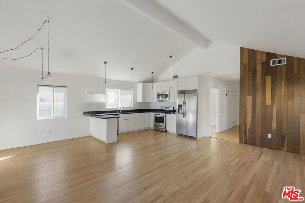 5712 Buchanan Street - Photo 4