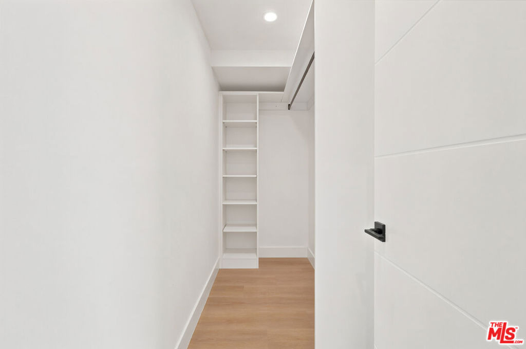 1159 N Formosa Avenue - Photo 9
