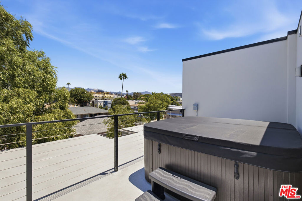 1159 N Formosa Avenue - Photo 11
