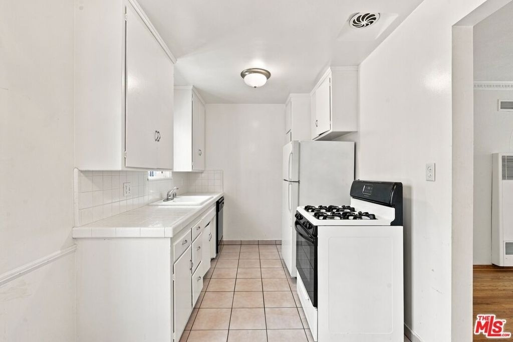 3559 Sawtelle Boulevard - Photo 4
