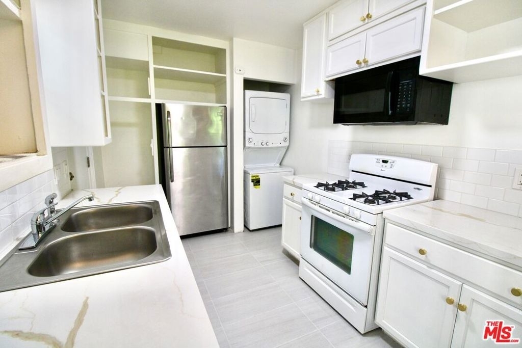 4336 Laurel Canyon Blvd - Photo 12