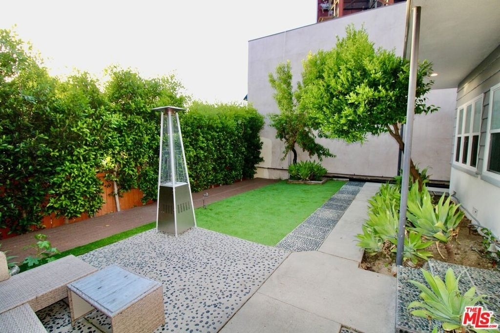 4336 Laurel Canyon Blvd - Photo 26