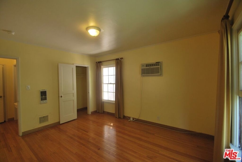 325 Palm Drive - Photo 10