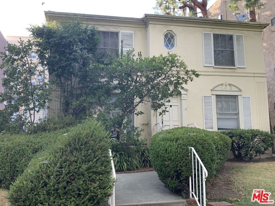 325 Palm Drive - Photo 4