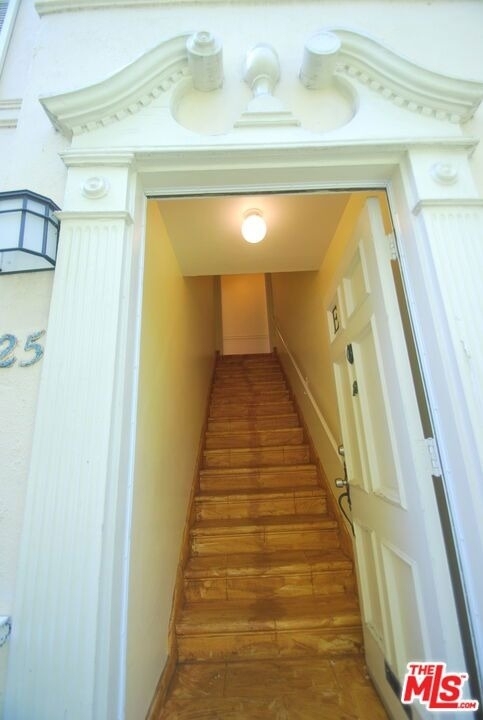 325 Palm Drive - Photo 6