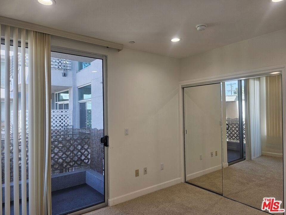 332 S Oxford Avenue - Photo 17
