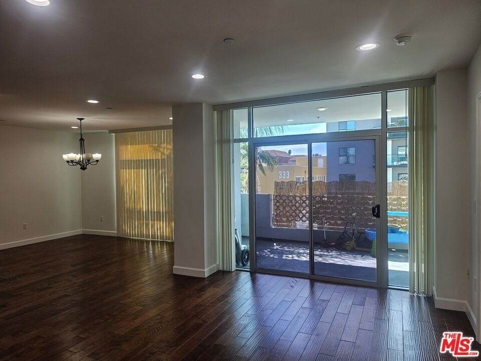 332 S Oxford Avenue - Photo 9