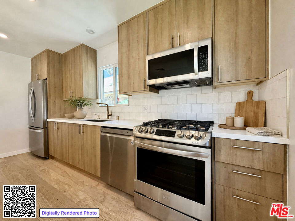 330 Parkman Avenue - Photo 3