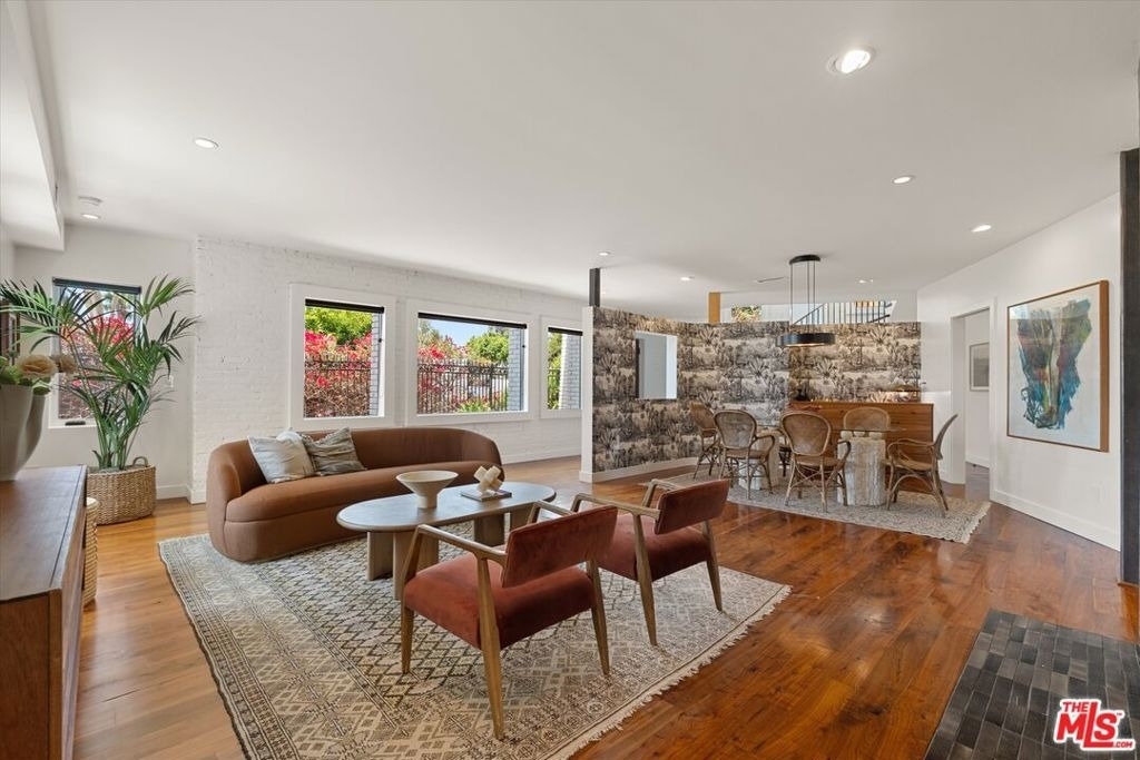 2700 Glendower Avenue - Photo 1