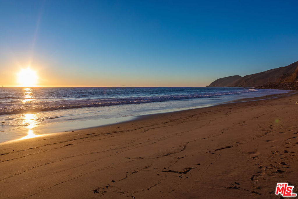 42602 Pacific Coast Highway - Photo 17