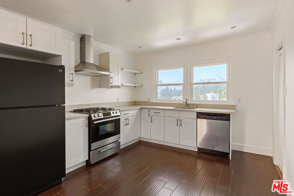 1523 Murray Drive - Photo 6