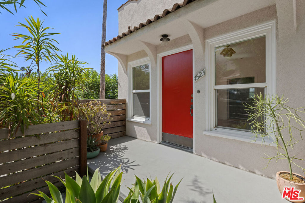 1523 Murray Drive - Photo 2