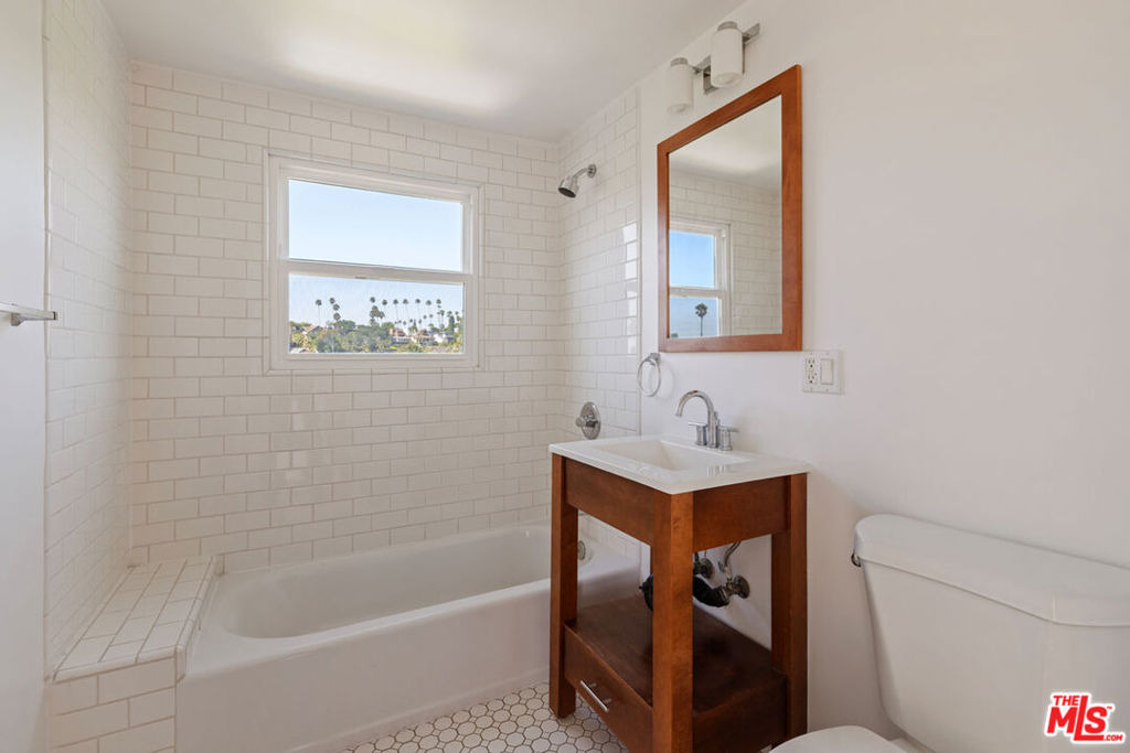 1523 Murray Drive - Photo 11