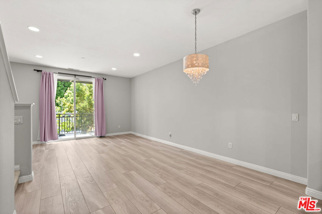 8620 S Belford - Photo 2