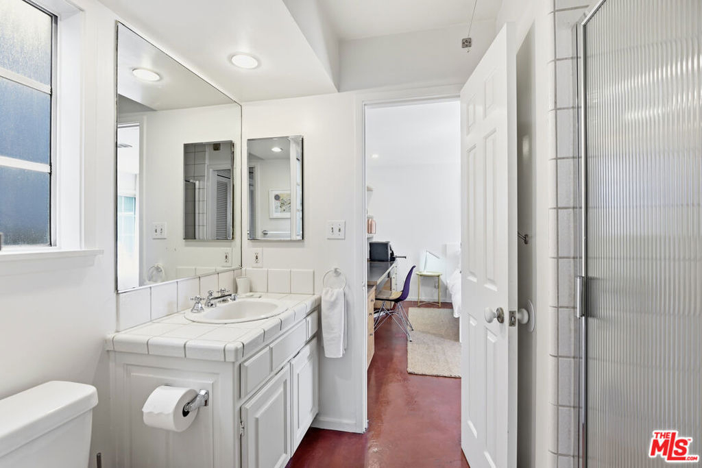 469 Sherman Avenue - Photo 18