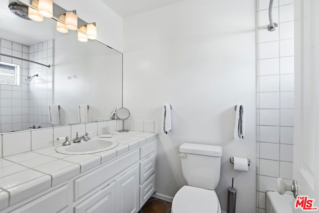 469 Sherman Avenue - Photo 22