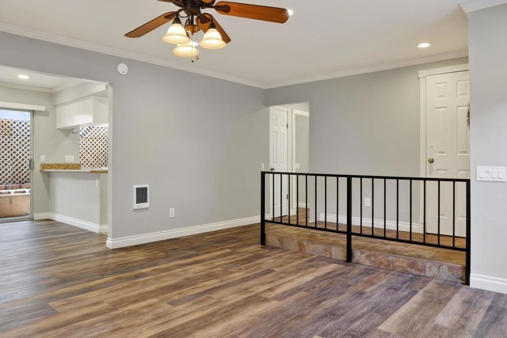 7988 Mission Center Ct - Photo 5