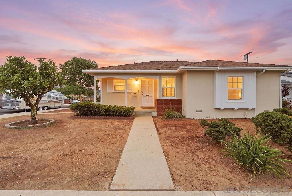 6593 Delfern St - Photo 1