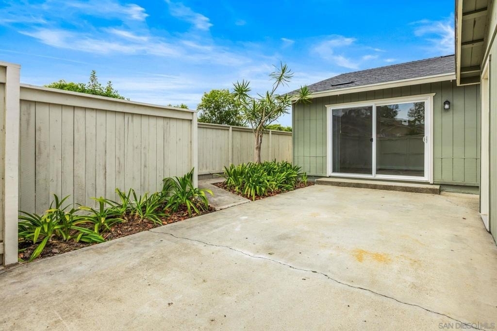 1809 Eastwood - Photo 12