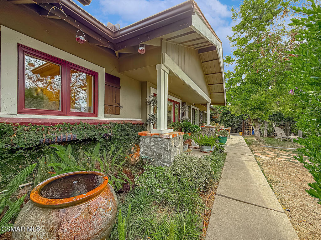 1888 El Monte Drive - Photo 2