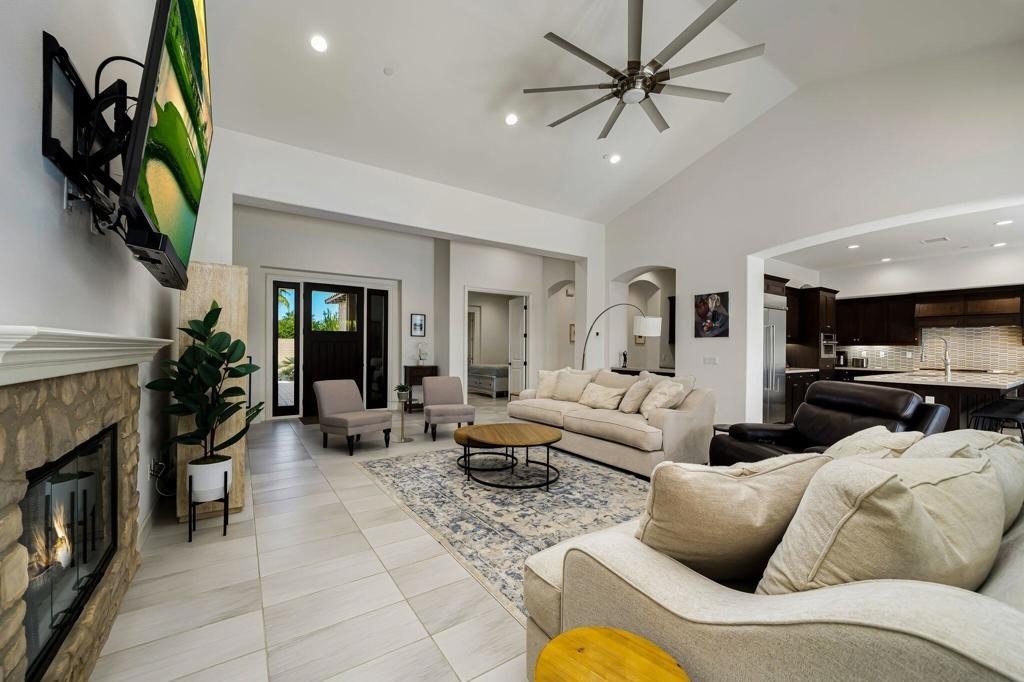 81805 Four Seasons Place - Photo 6
