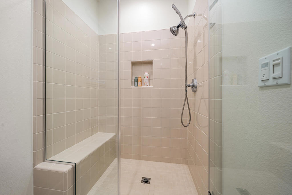81805 Four Seasons Place - Photo 18