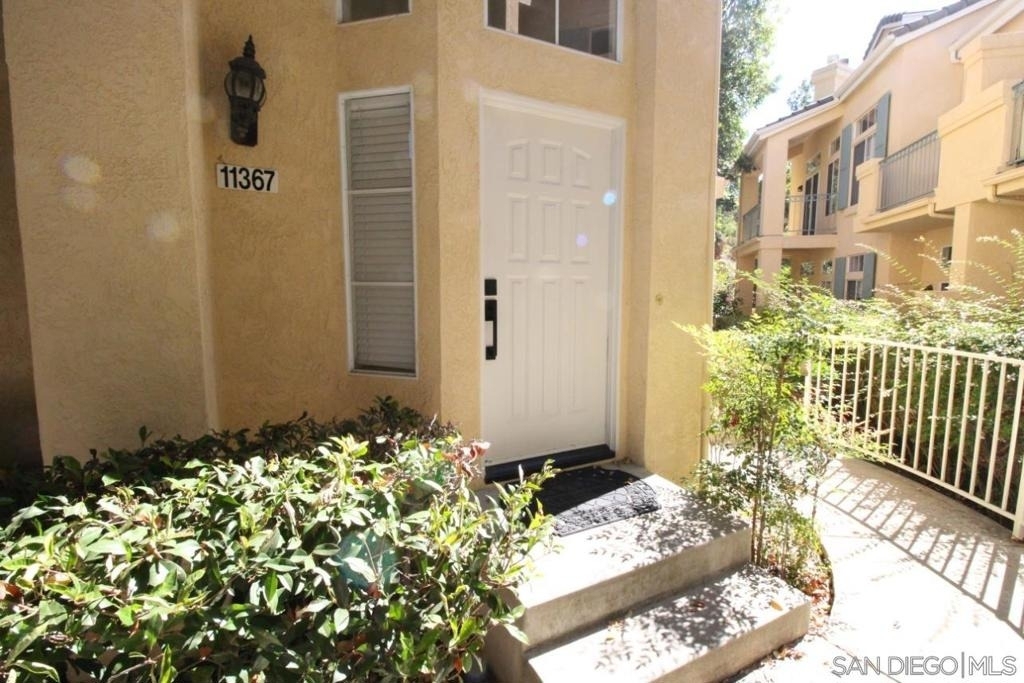 11367 Provencal Pl - Photo 1